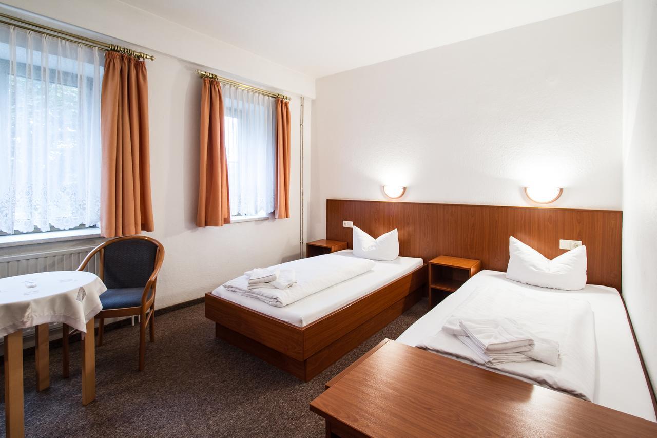 Hotel Groebern Am See Grobern Экстерьер фото