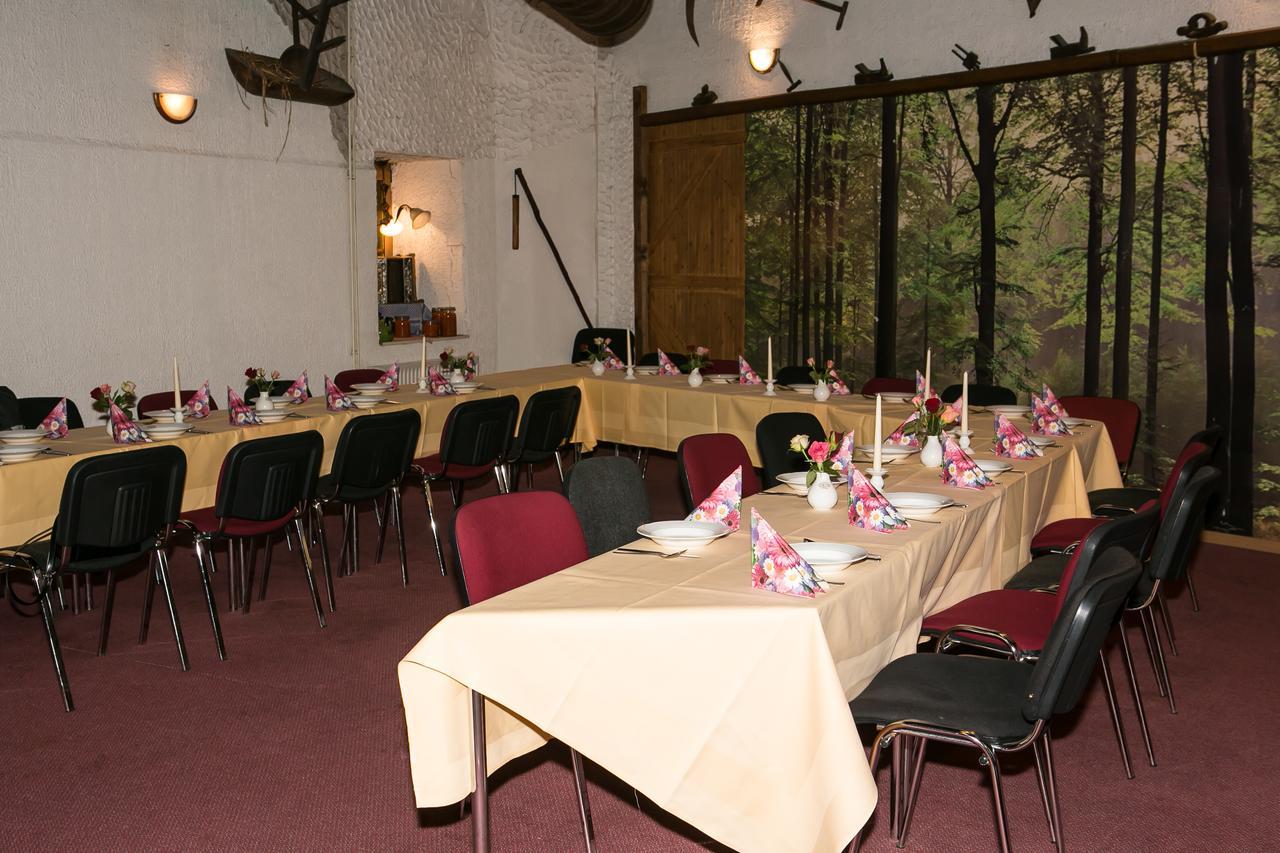 Hotel Groebern Am See Grobern Экстерьер фото
